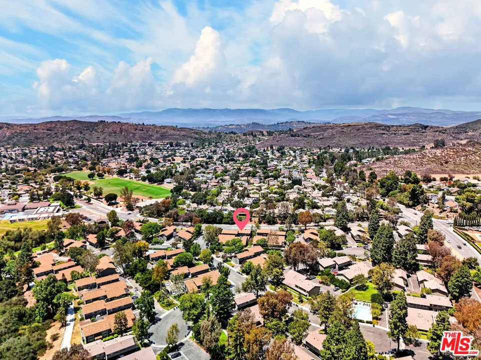 2680 La Paloma Circle Thousand Oaks, CA 91360