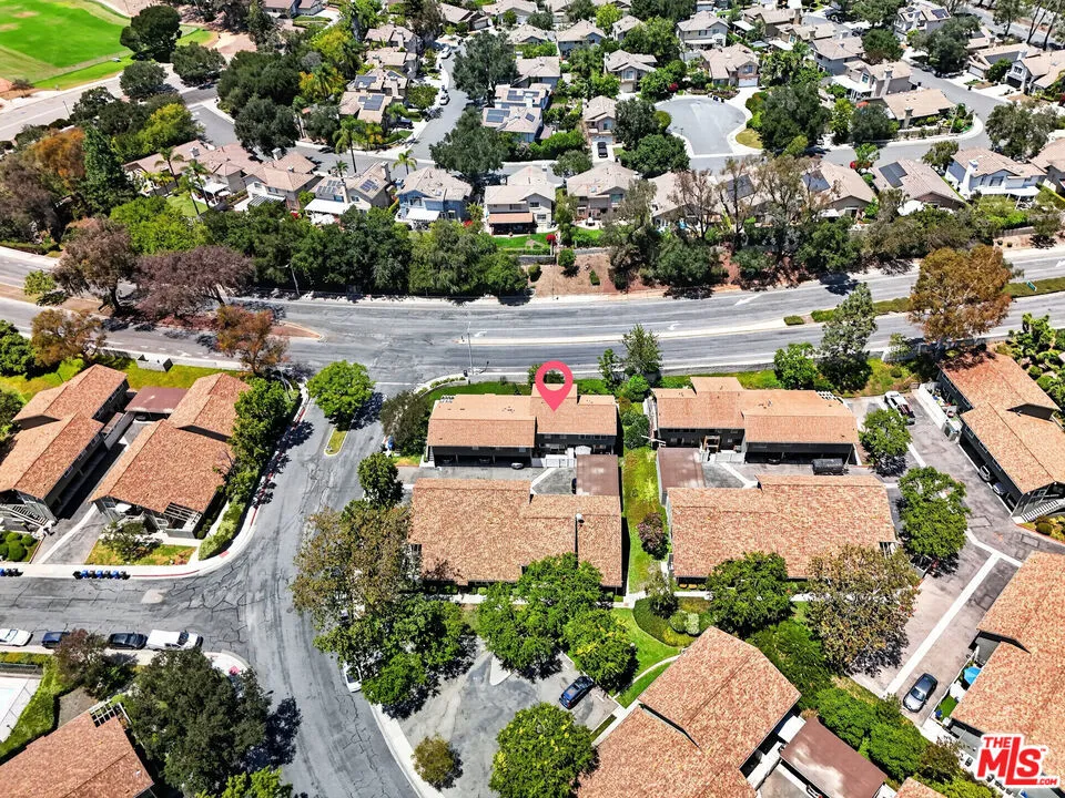 2680 La Paloma Circle Thousand Oaks, CA 91360