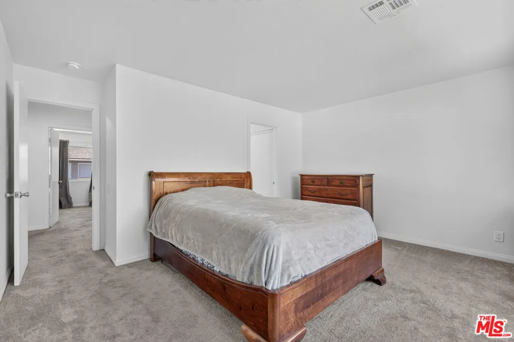2680 La Paloma Circle Thousand Oaks, CA 91360