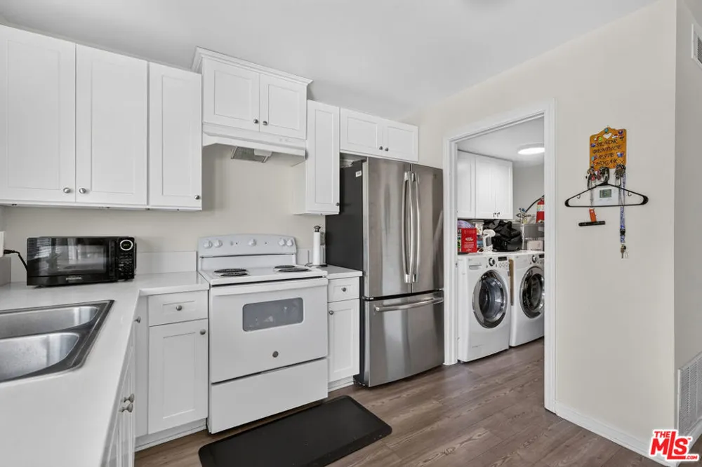 2680 La Paloma Circle Thousand Oaks, CA 91360