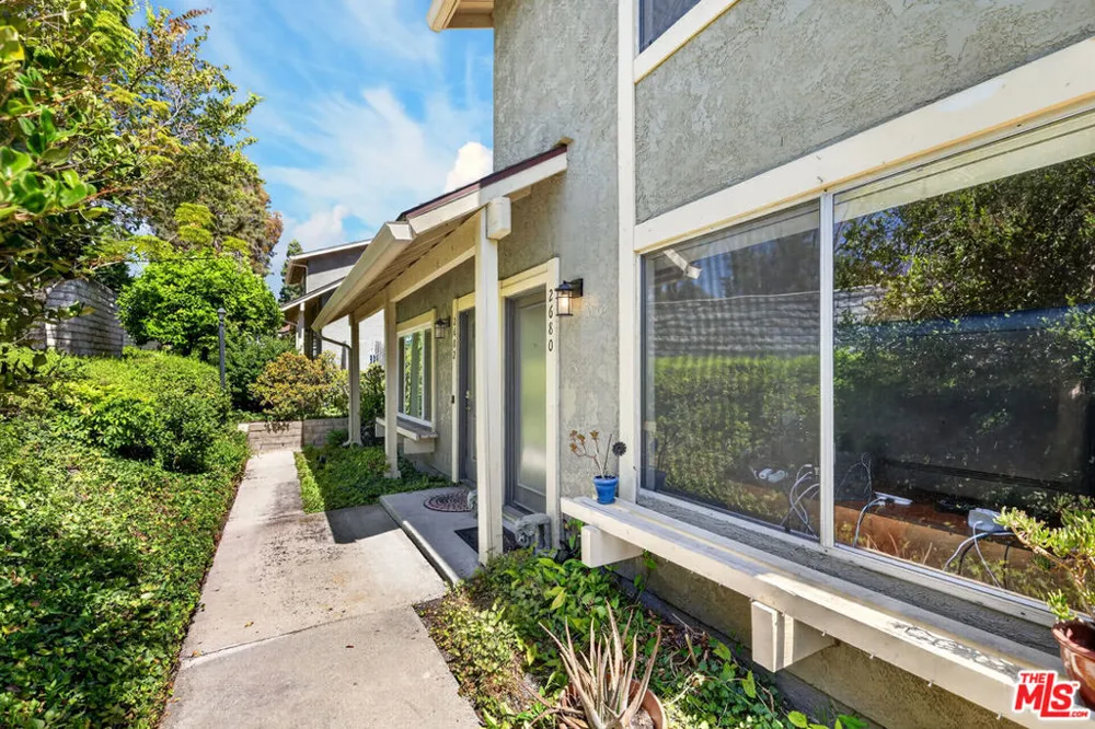 2680 La Paloma Circle Thousand Oaks, CA 91360