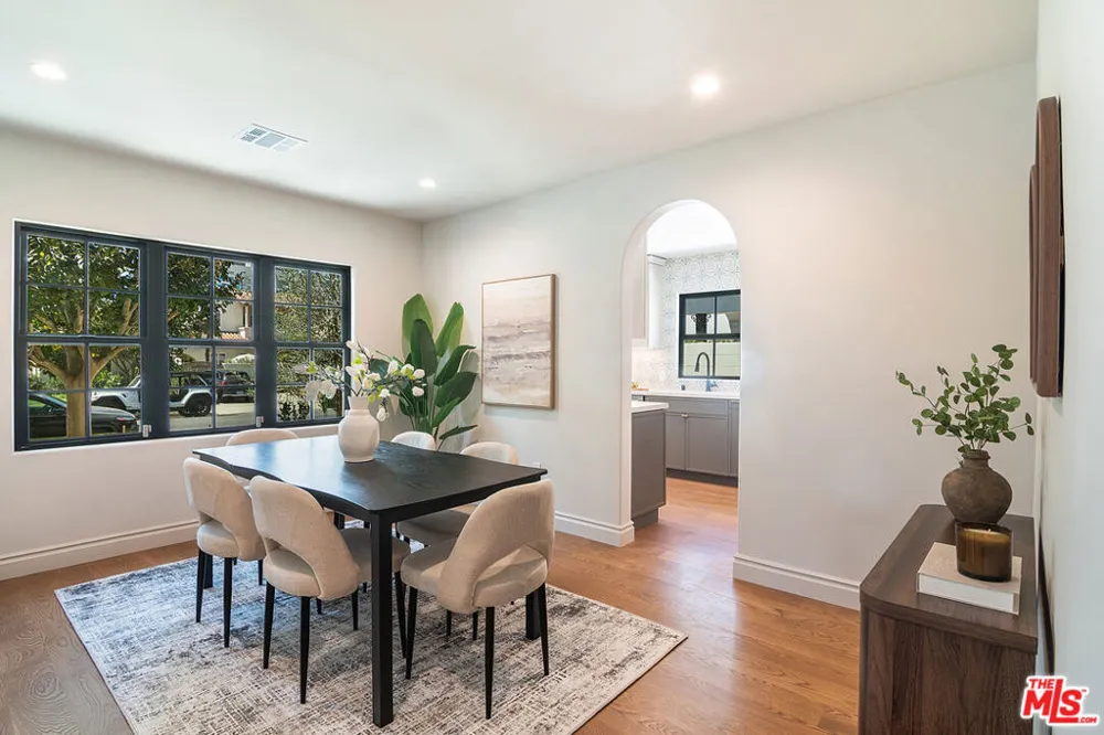 6417 Lindenhurst Avenue Los Angeles, CA 90048