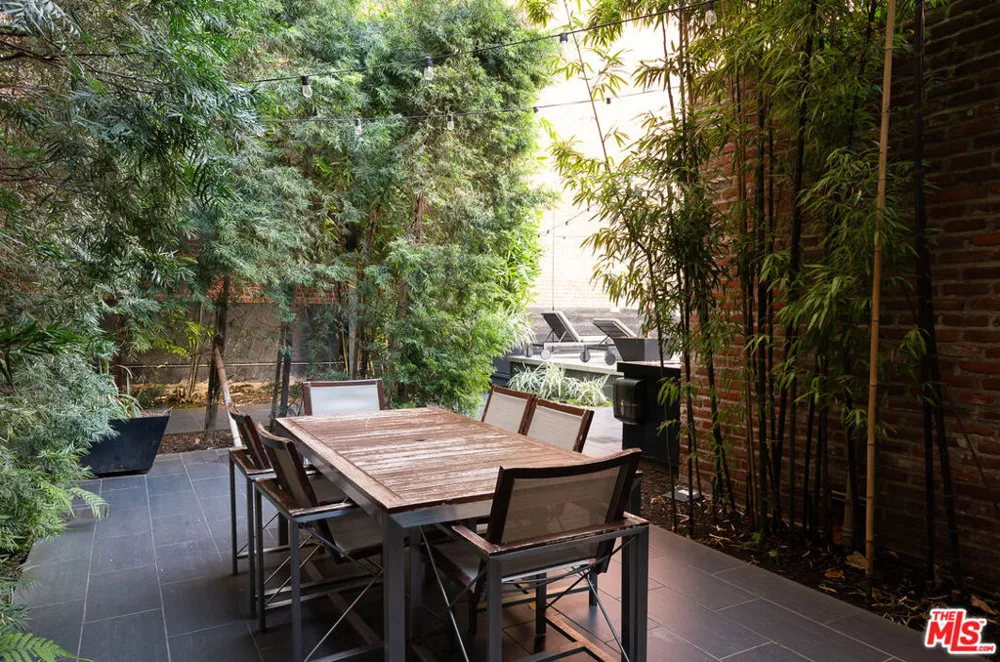 460 S Spring Street #810 Los Angeles, CA 90013