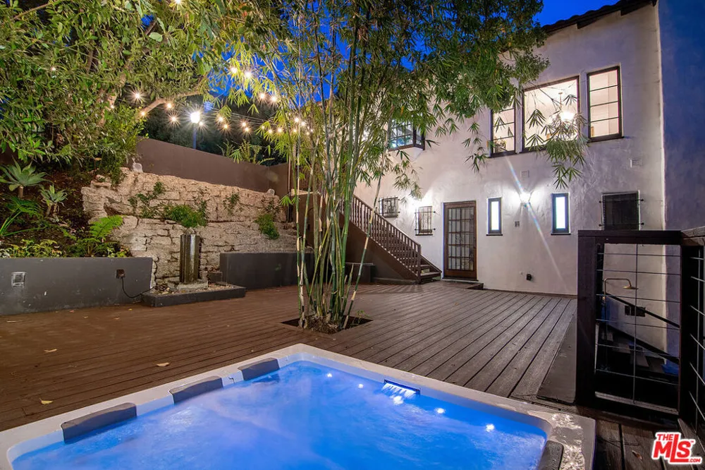 3475 Knoll Drive Los Angeles, CA 90068