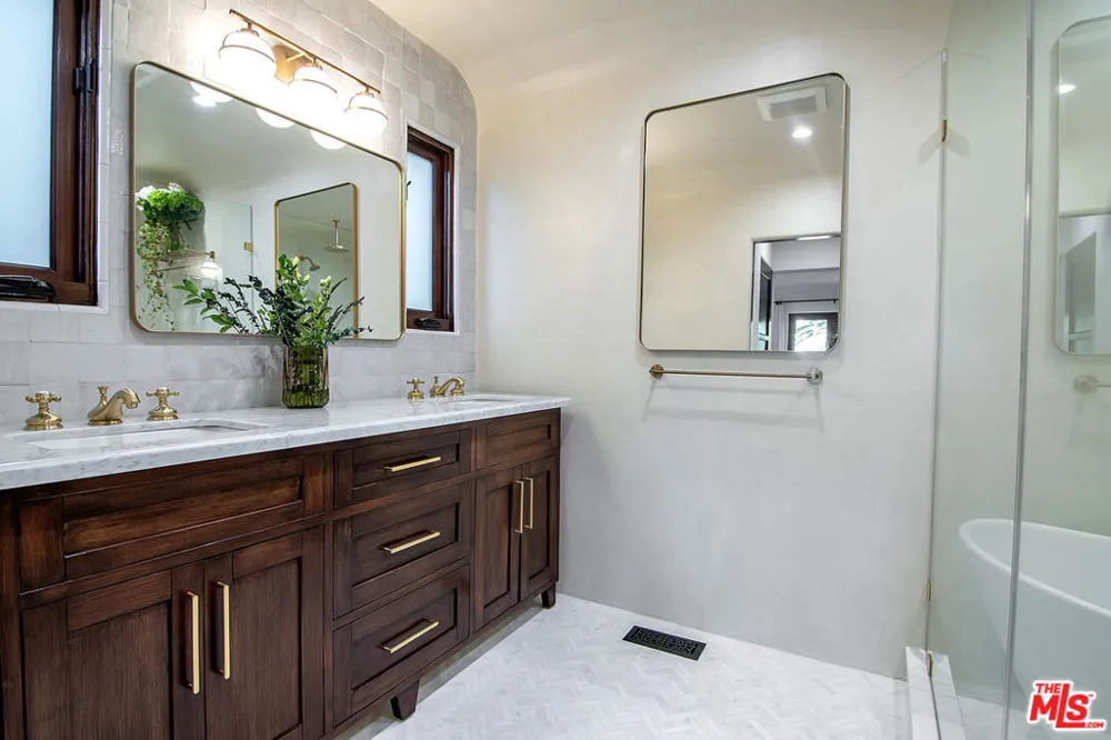 3475 Knoll Drive Los Angeles, CA 90068