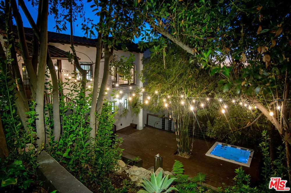 3475 Knoll Drive Los Angeles, CA 90068