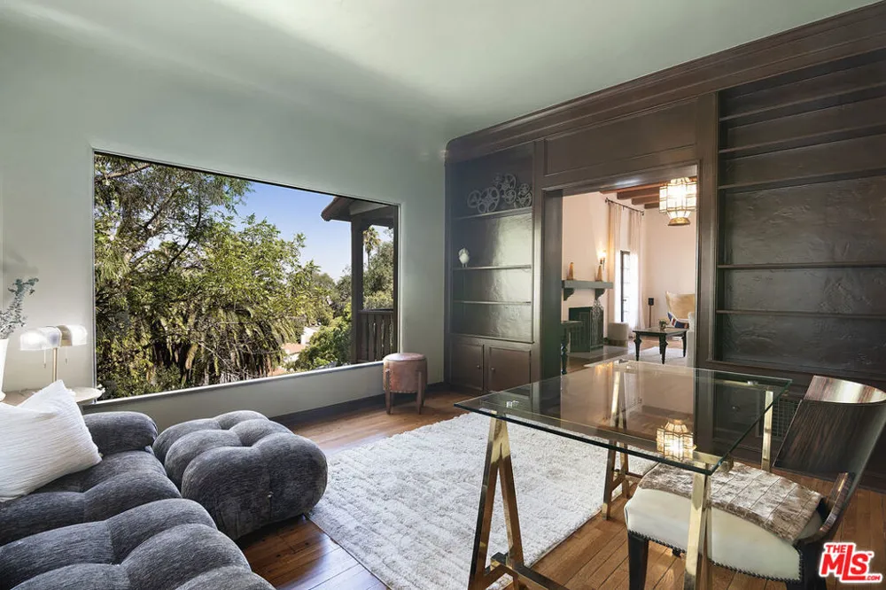 3475 Knoll Drive Los Angeles, CA 90068
