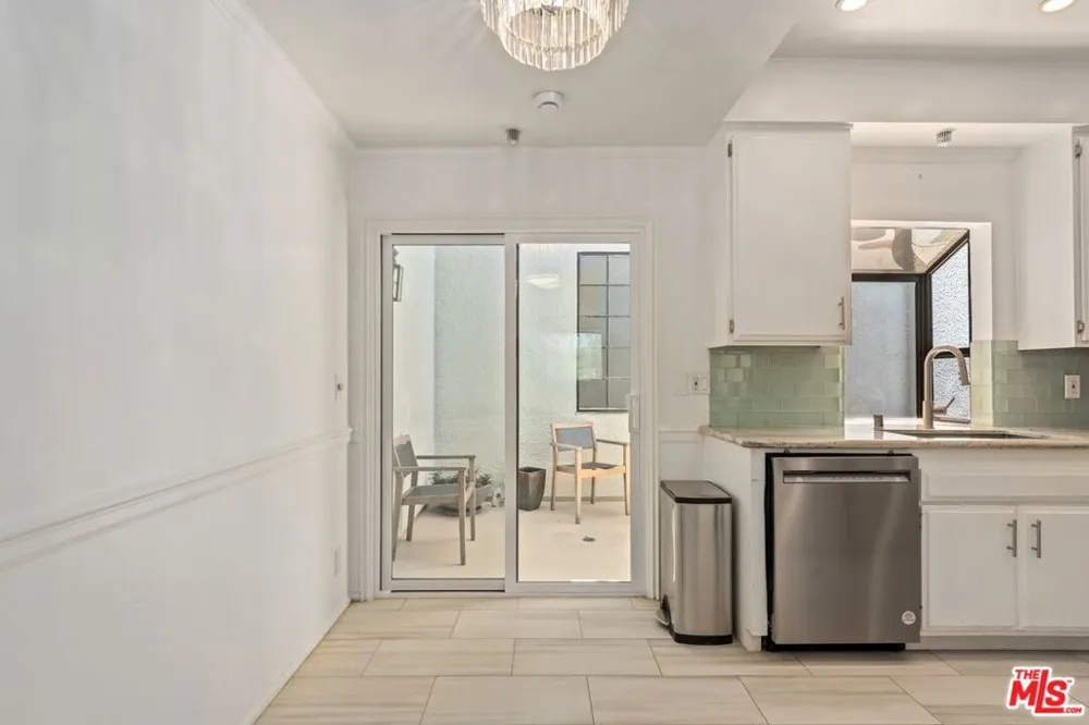 310 Tahiti Way #103 Marina del Rey, CA 90292
