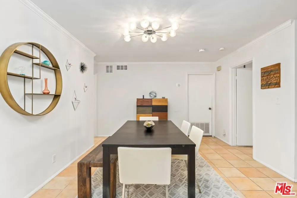 310 Tahiti Way #103 Marina del Rey, CA 90292