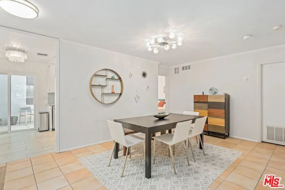 310 Tahiti Way #103 Marina del Rey, CA 90292
