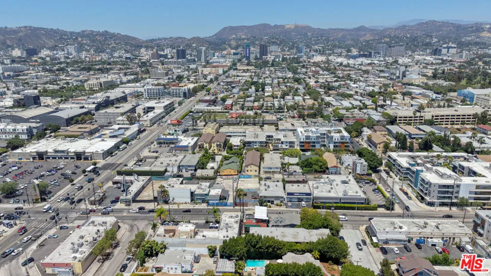 5754 Melrose Avenue Los Angeles, CA 90038