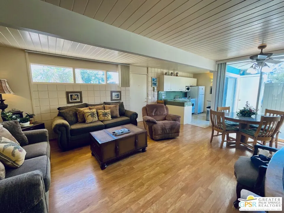 1111 E Palm Canyon Drive #347 Palm Springs, CA 92264