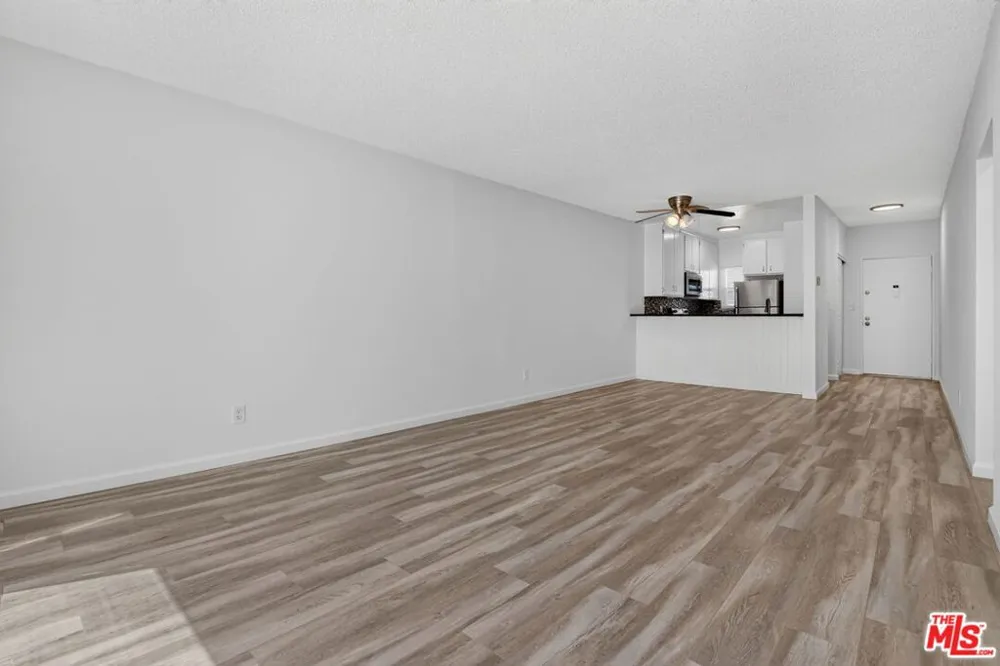 311 Montana Avenue #302 Santa Monica, CA 90403