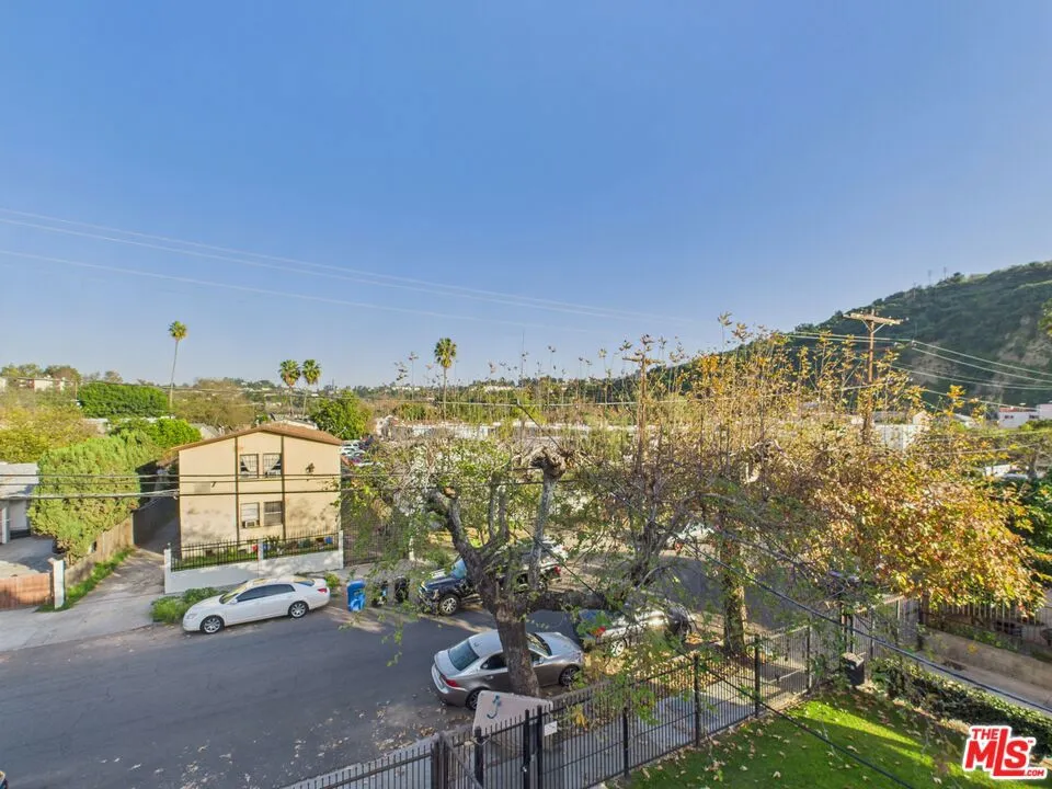 236 S. Ave 55 #C Los Angeles, CA 90042