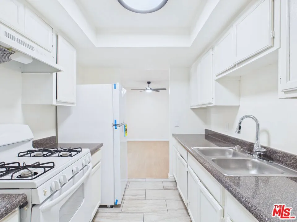 236 S. Ave 55 #C Los Angeles, CA 90042