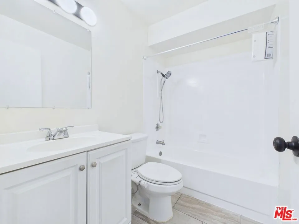 236 S. Ave 55 #C Los Angeles, CA 90042