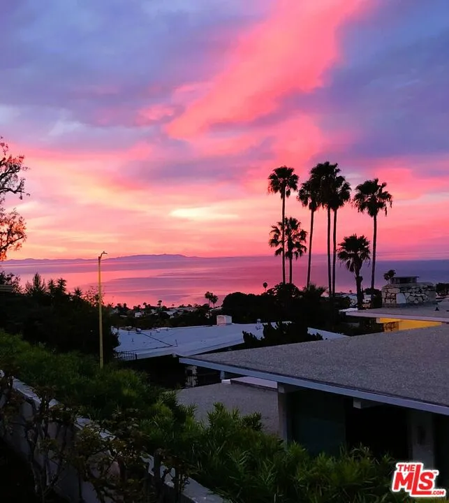 1131 Tellem Drive Pacific Palisades, CA 90272