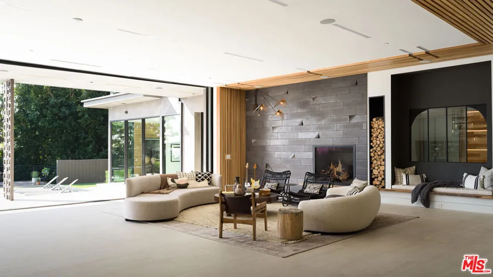 1772 Crescent Heights Boulevard Los Angeles, CA 90069