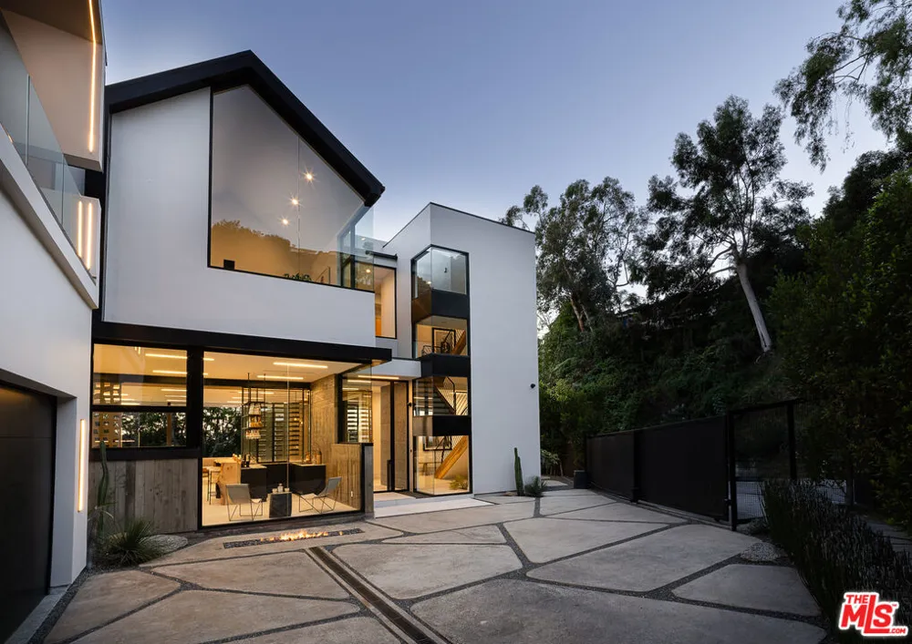 1772 Crescent Heights Boulevard Los Angeles, CA 90069