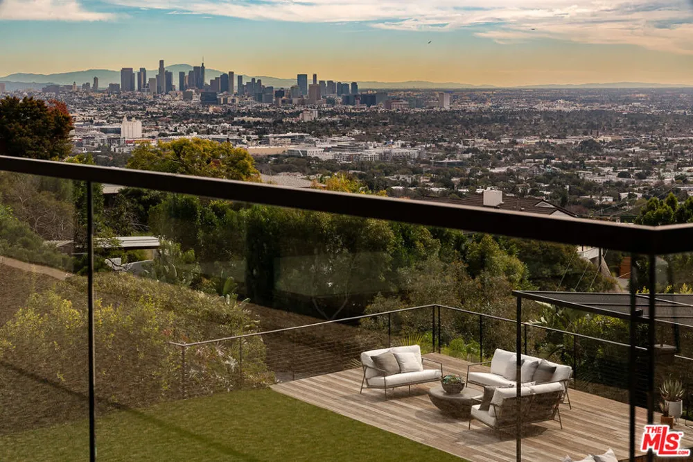 1772 Crescent Heights Boulevard Los Angeles, CA 90069