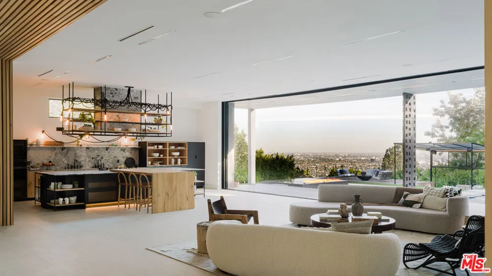 1772 Crescent Heights Boulevard Los Angeles, CA 90069