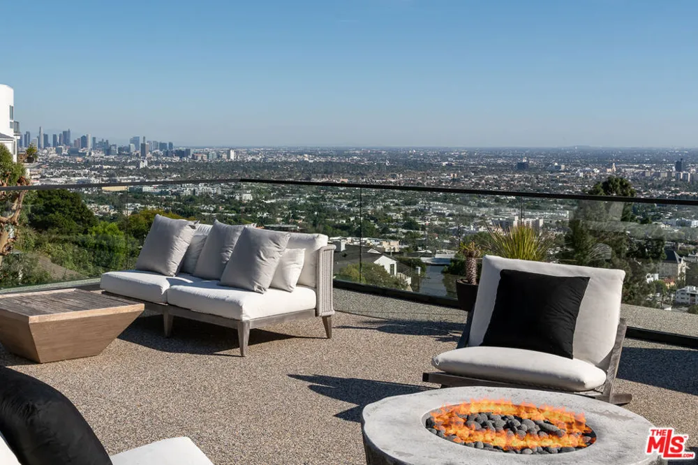 1772 Crescent Heights Boulevard Los Angeles, CA 90069