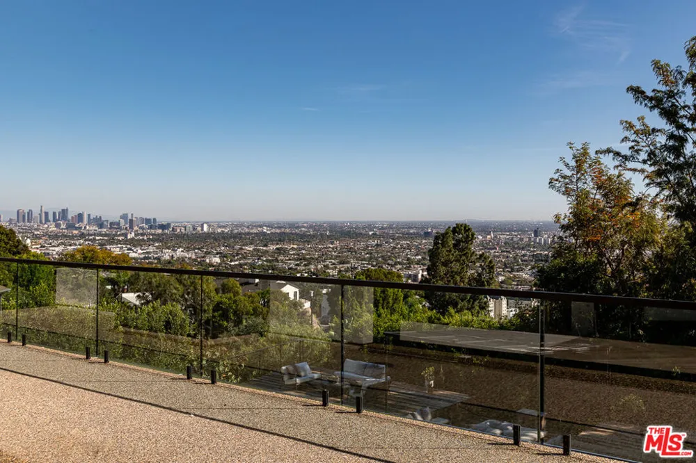 1772 Crescent Heights Boulevard Los Angeles, CA 90069