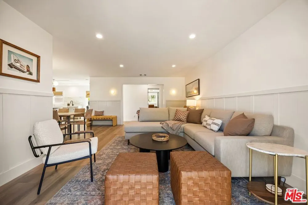 107 Alto Drive Oak View, CA 93022