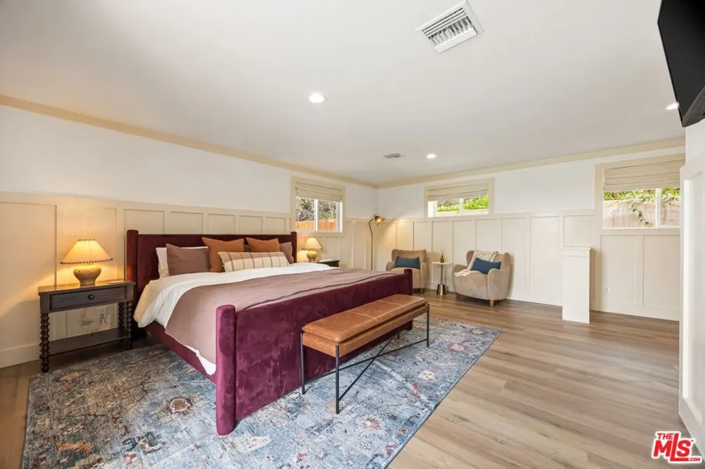 107 Alto Drive Oak View, CA 93022