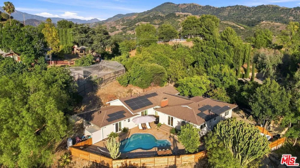 107 Alto Drive Oak View, CA 93022