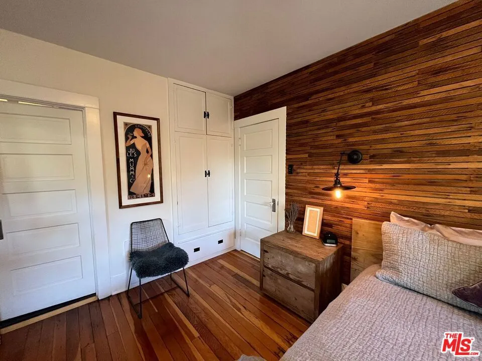 1315 McCadden Place Los Angeles, CA 90028
