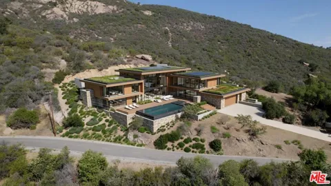 Tuna Canyon Road