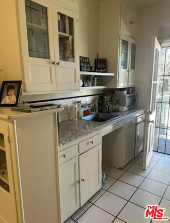 203 Jones Street Modesto, CA 95354