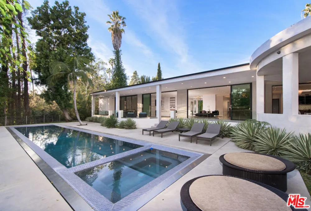 900 HILLCREST ROAD Beverly Hills, CA 90210