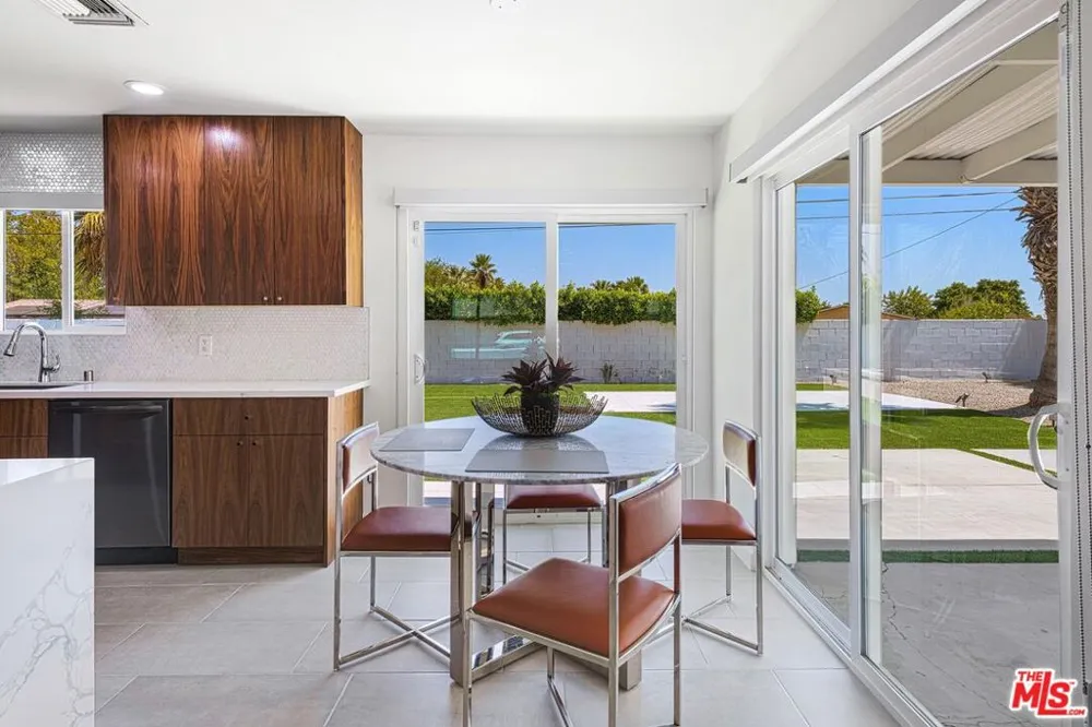 2002 Whitewater Club Drive Palm Springs, CA 92262