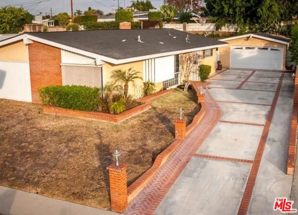 12938 Biola Avenue La Mirada, CA 90638