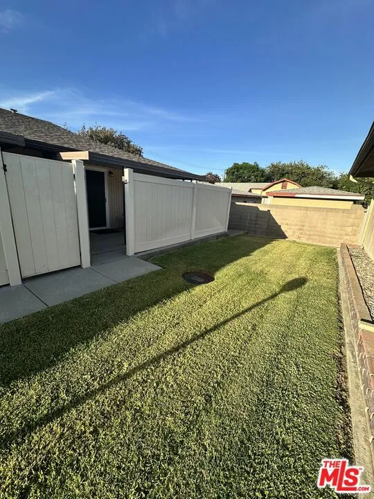 9938 Cedar Street Bellflower, CA 90706