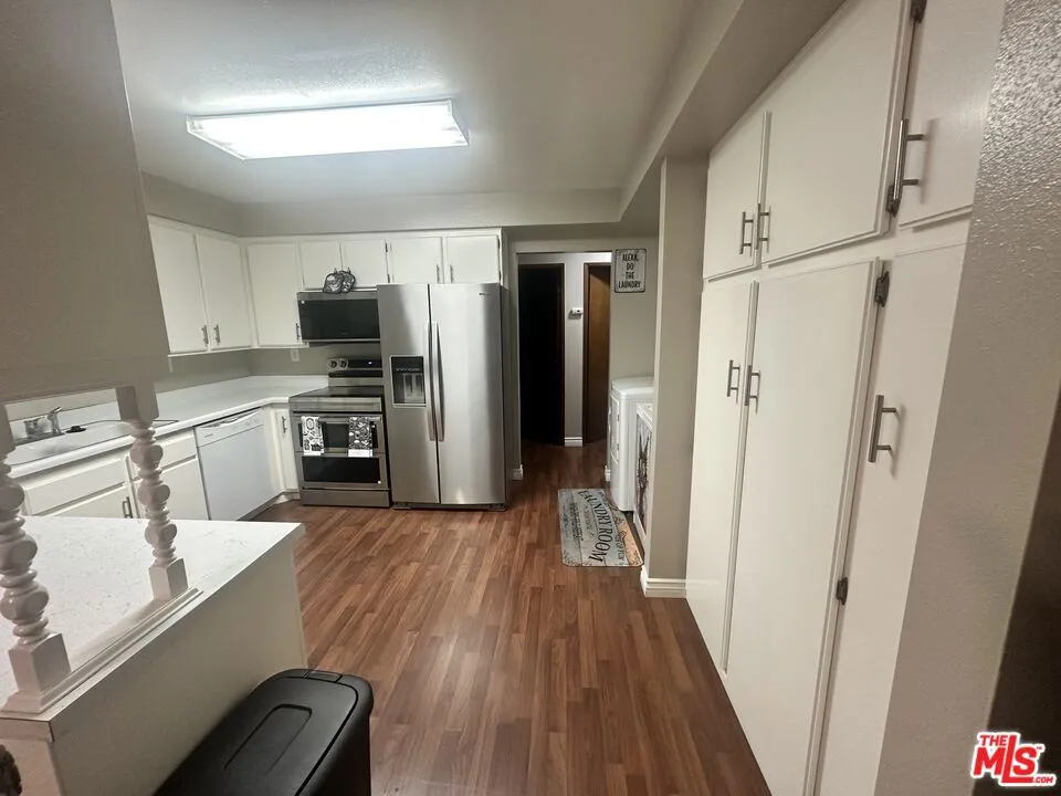 9938 Cedar Street Bellflower, CA 90706