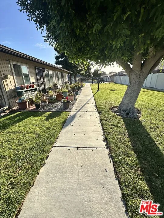 9938 Cedar Street Bellflower, CA 90706