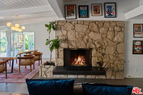 7211 Chelan Way