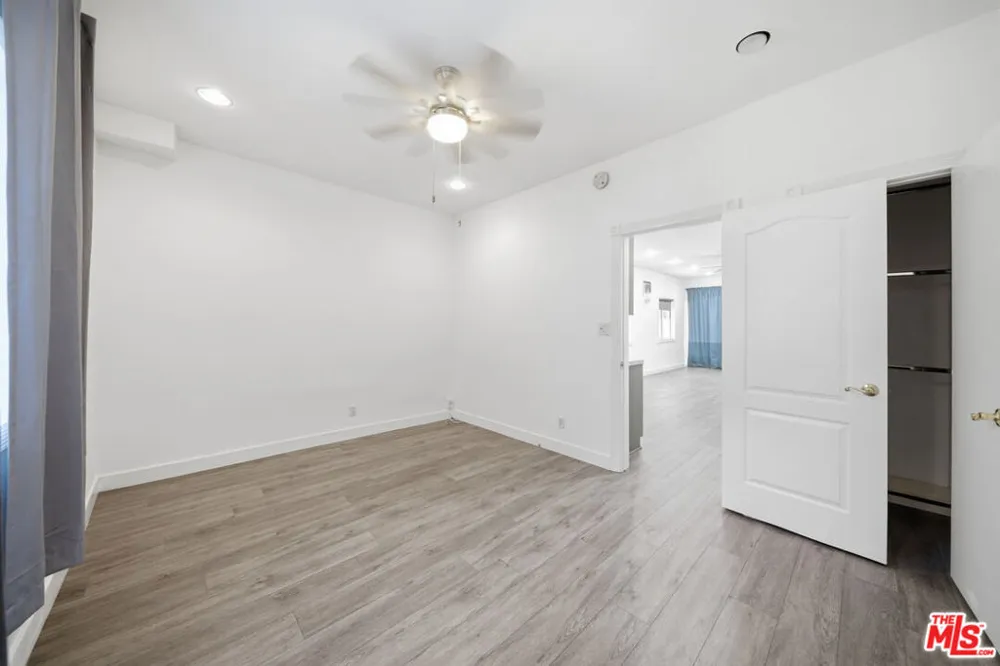 5760 Melrose Avenue Los Angeles, CA 90038