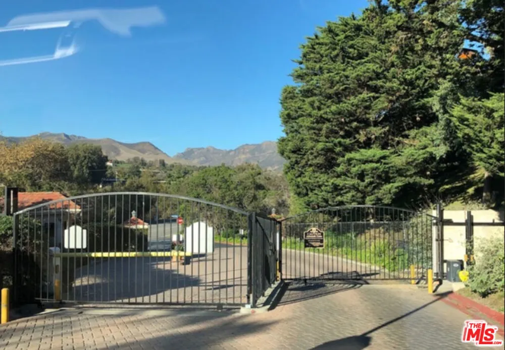6798 Las Olas Way Malibu, CA 90265
