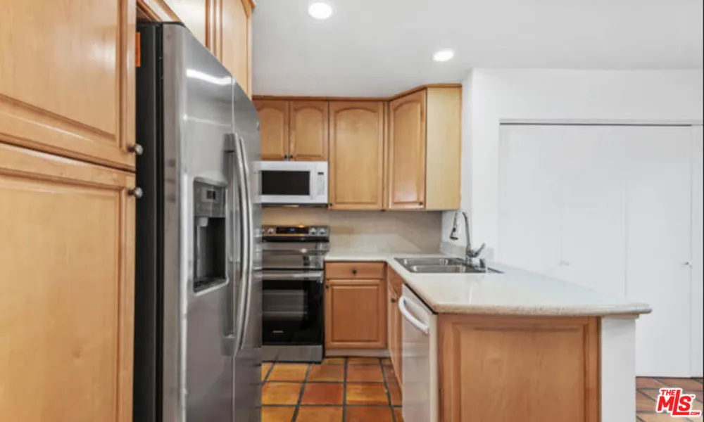 6798 Las Olas Way Malibu, CA 90265