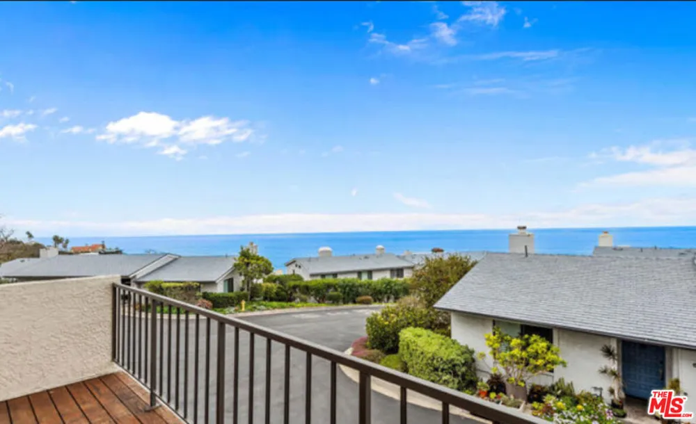 6798 Las Olas Way Malibu, CA 90265