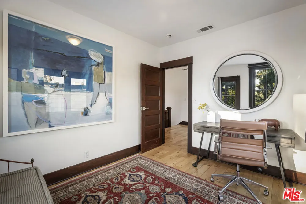 1922 Taft Avenue Los Angeles, CA 90068
