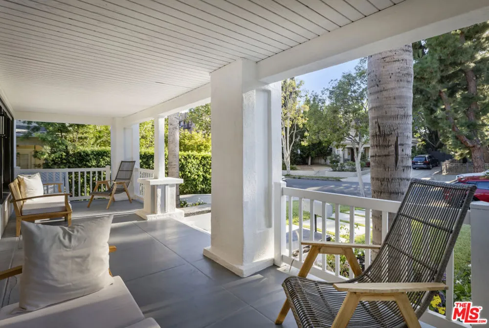 1922 Taft Avenue Los Angeles, CA 90068