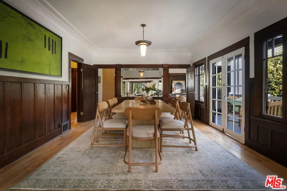 1922 Taft Avenue Los Angeles, CA 90068
