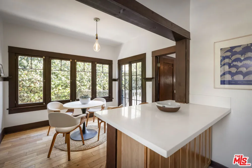 1922 Taft Avenue Los Angeles, CA 90068