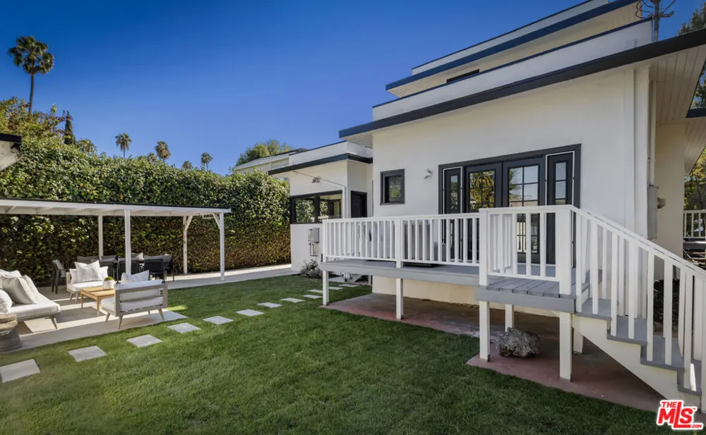1922 Taft Avenue Los Angeles, CA 90068