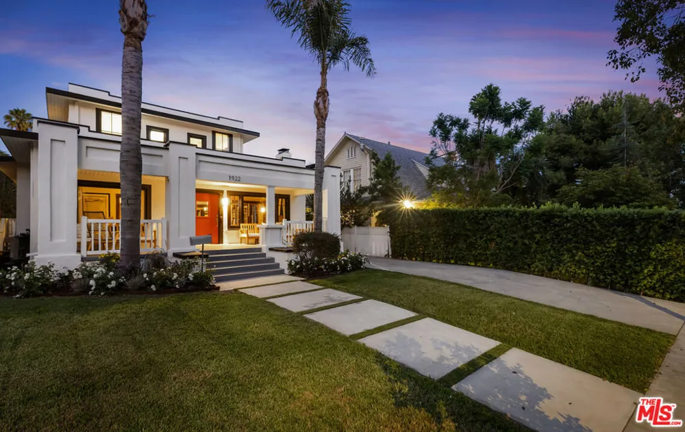 1922 Taft Avenue Los Angeles, CA 90068